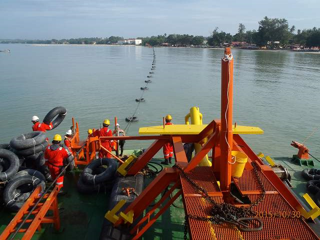 Cable end reached the Melaka beach on October 30, 2015
